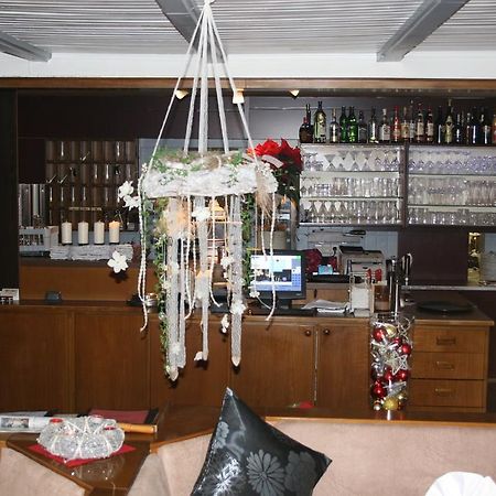 Hotel Restaurant Landhaus Koehle Neukirch  Bagian luar foto