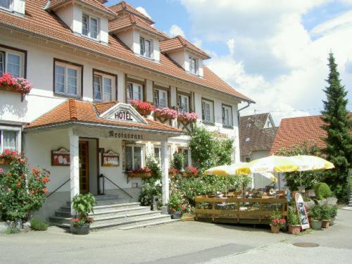 Hotel Restaurant Landhaus Koehle Neukirch  Bagian luar foto