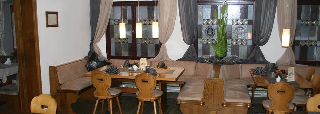 Hotel Restaurant Landhaus Koehle Neukirch  Bagian luar foto